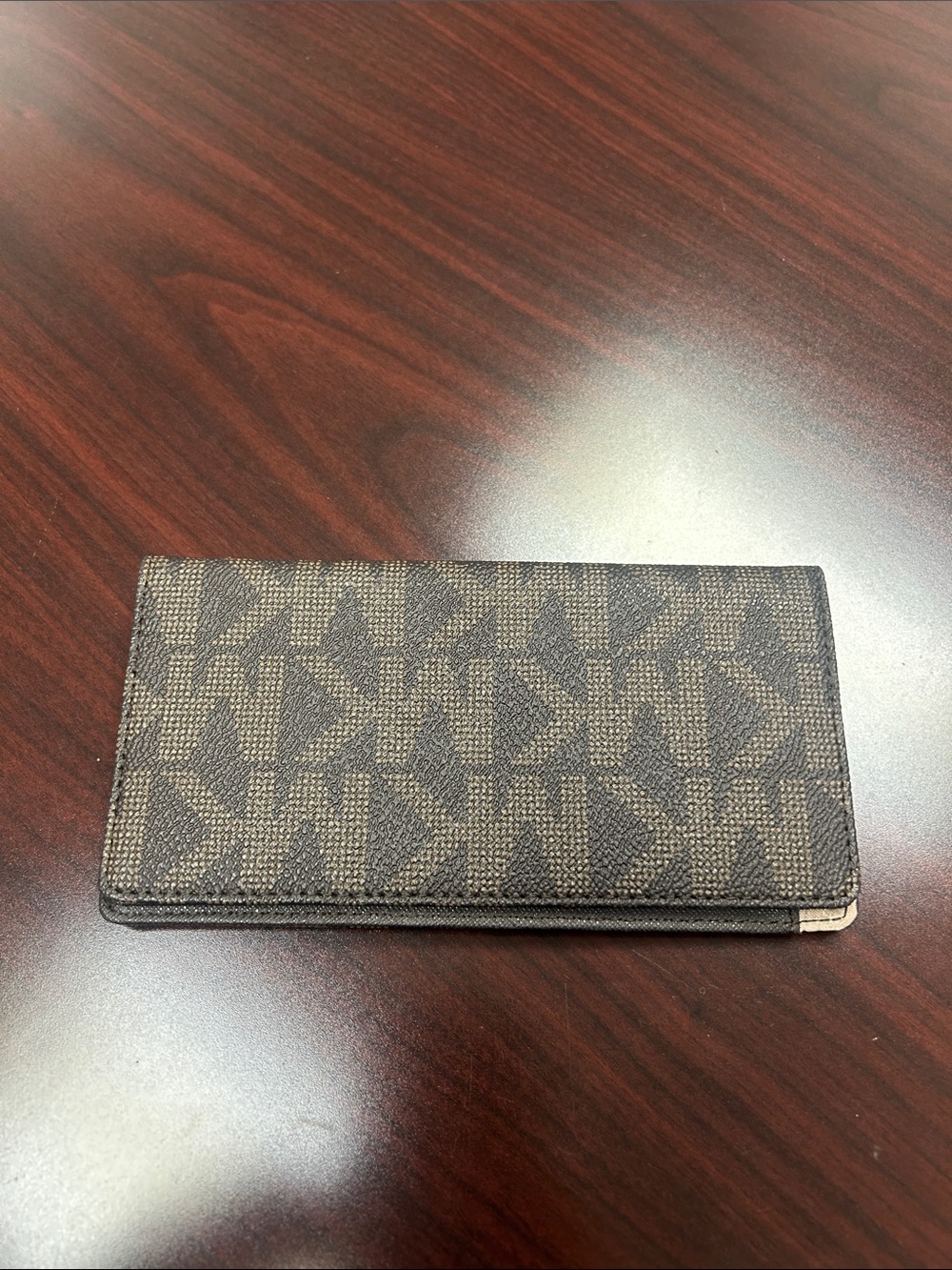 Michael Kors Brown Money Bills and Cheque Holder